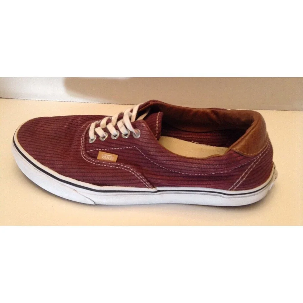 Vans Sneakers Mens 9 Burgundy Striped Canvas Low Top Lace Skate Retro Old Skool